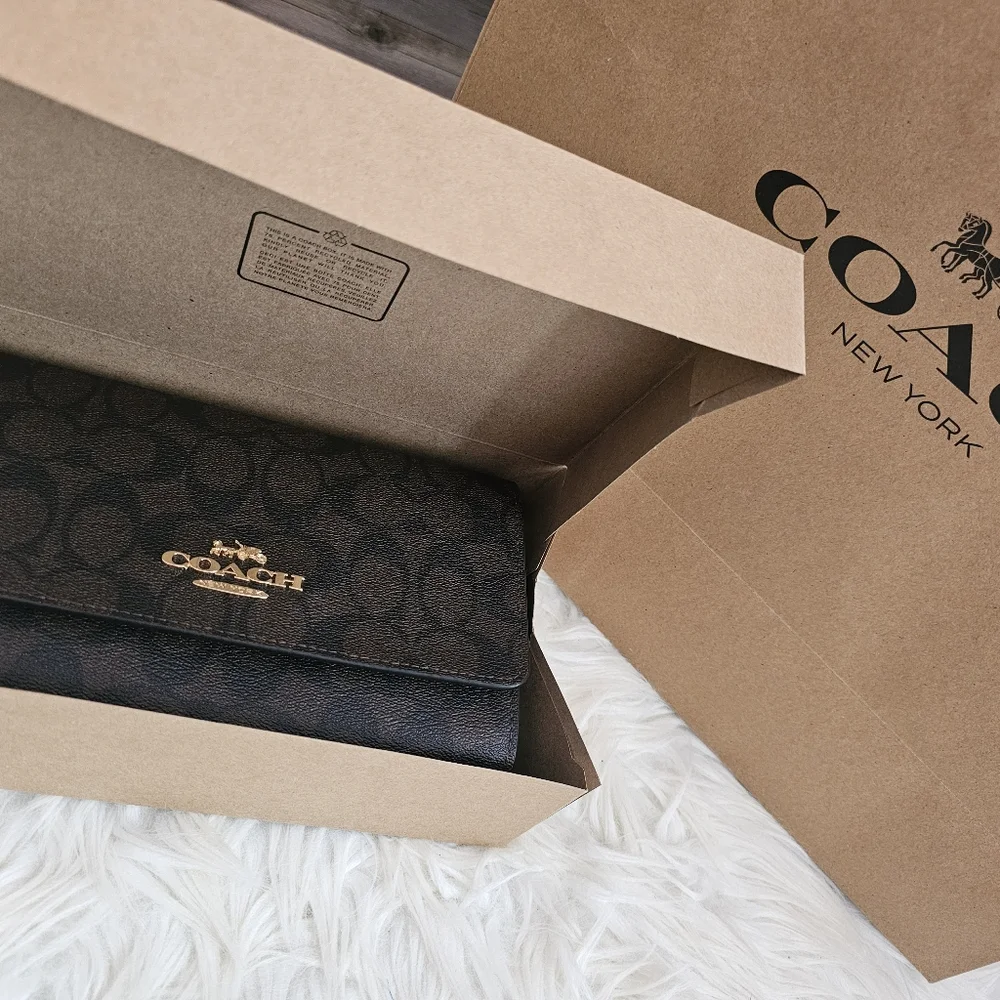 SOLD: SOLD SOLD Coach: Bag+box+paper bag! ๐ฏ๐ฅ - Picture 9 of 15
